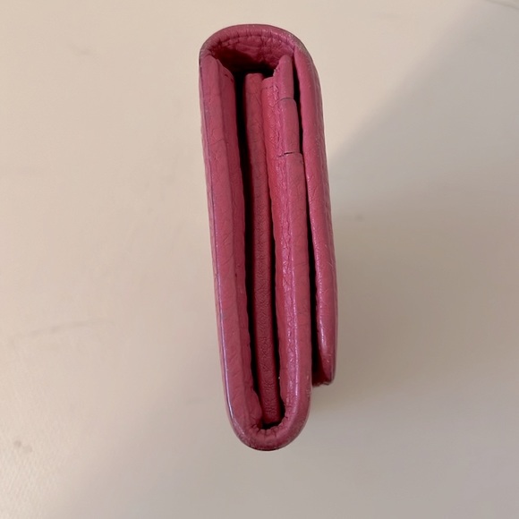 Prada Pink Long Wallet - Picture 4 of 16